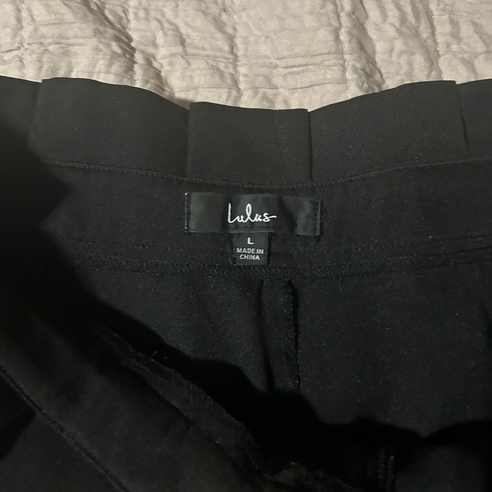 Lulu's Black Ankle & Cropped Pants